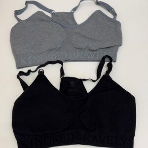 Kindred Bravely Nursing Comfort Bras in Gray & Black - Dual Pack